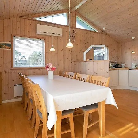Three-bedroom Holiday In Hjorring 10